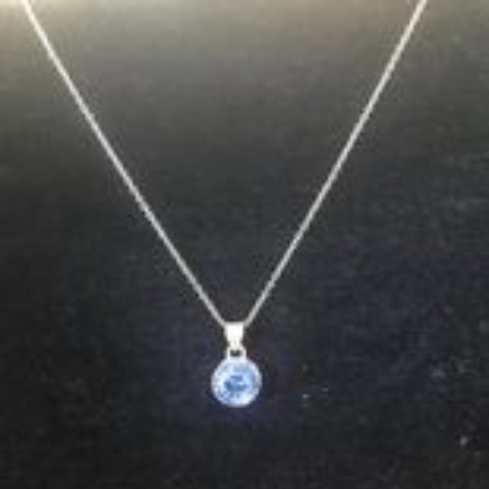19 inch blue gemstone pendant necklace